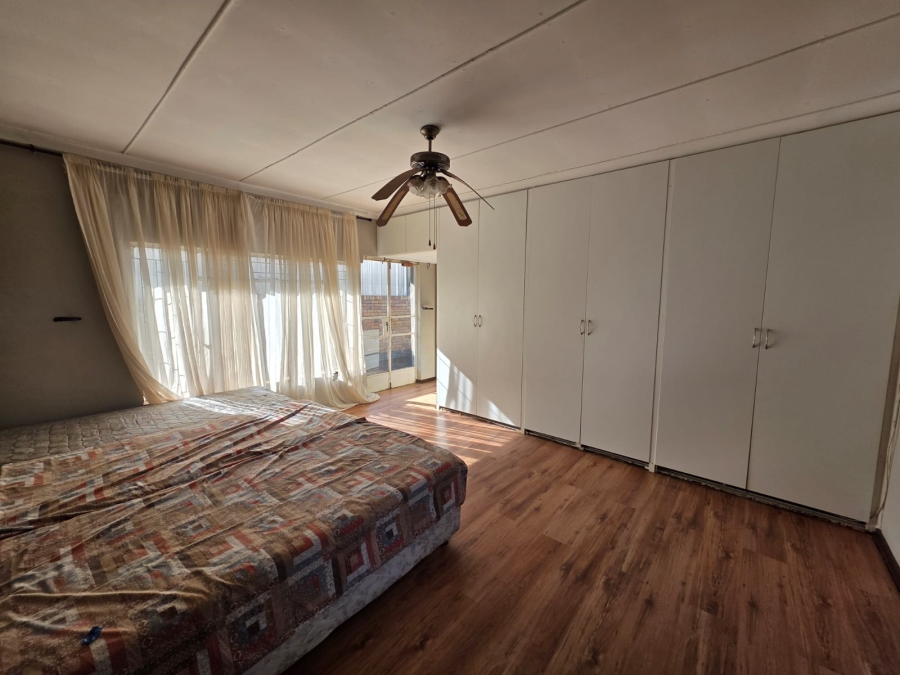 5 Bedroom Property for Sale in Sasolburg Ext 4 Free State